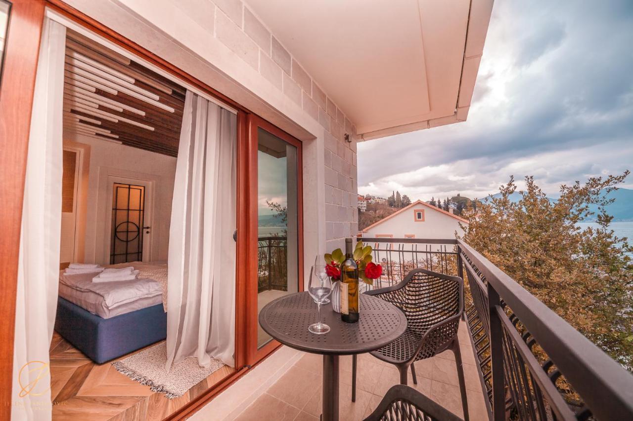 Barka B'N'B - Elegant Seaview Rooms Herceg Novi Exterior foto