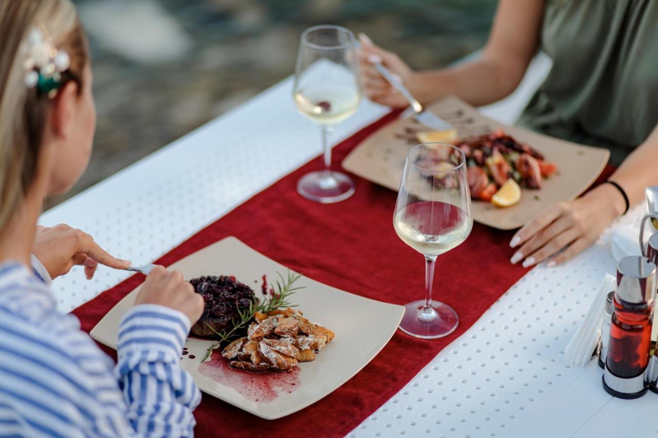 Barka B'N'B - Elegant Seaview Rooms Herceg Novi Exterior foto