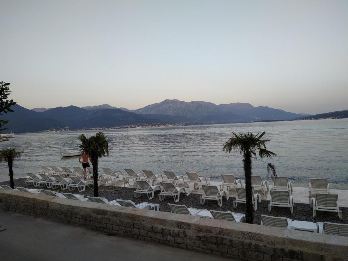 Barka B'N'B - Elegant Seaview Rooms Herceg Novi Exterior foto